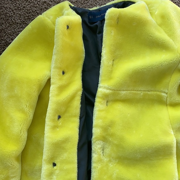 Zara Jacket - Picture 3 of 4